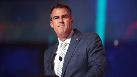 Kevin Stitt.png